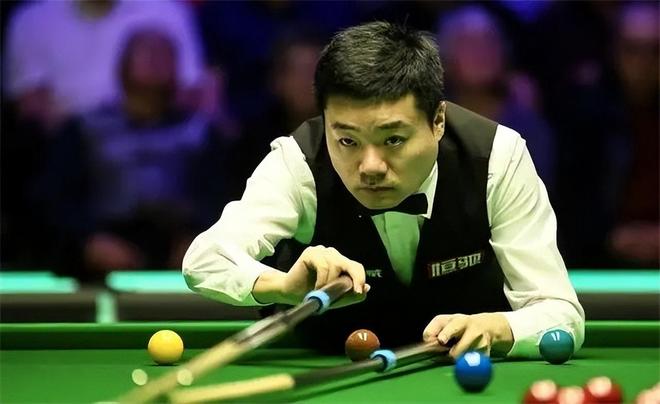 位中场核心 位中场核心